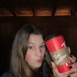 Meet your Posher, Samantha